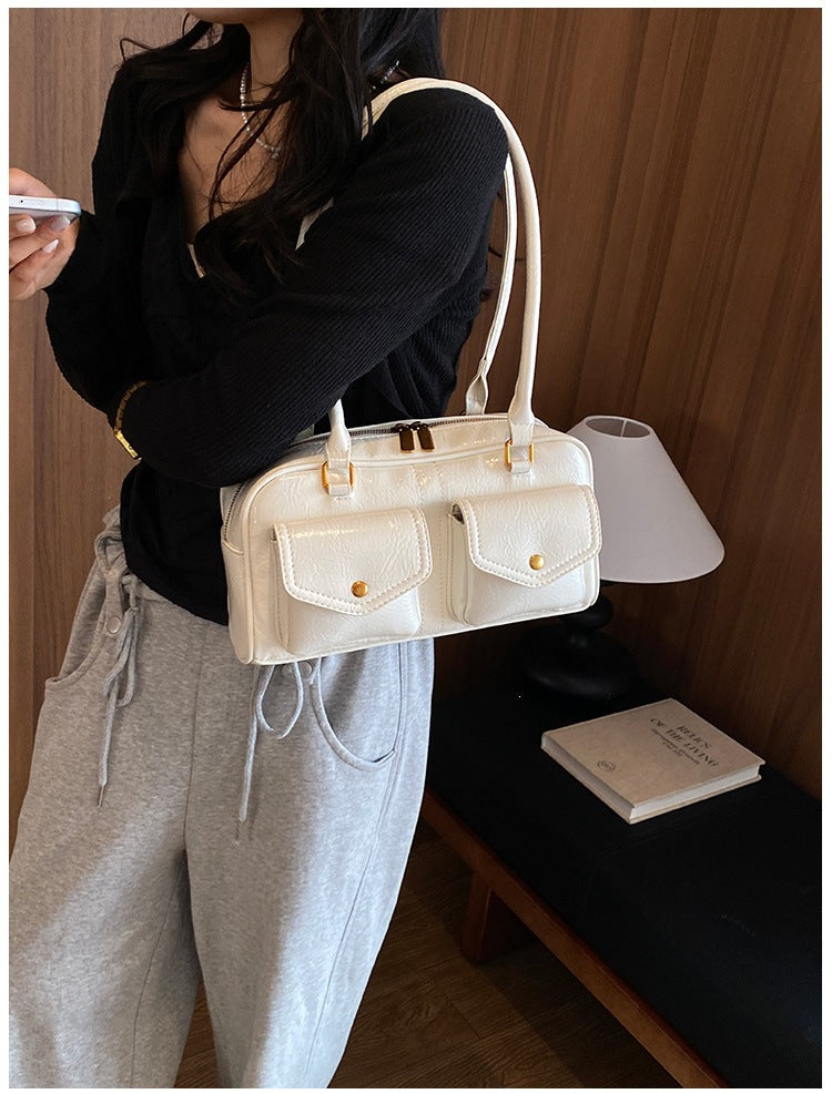 Women’s Structured Shoulder Bag with Pockets