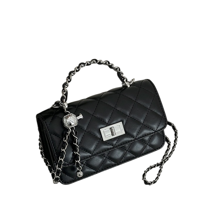 Women’s Quilted Chain Strap Shoulder Bag