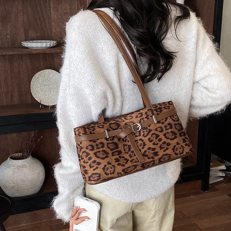 Women’s Leopard Print Shoulder Handbag