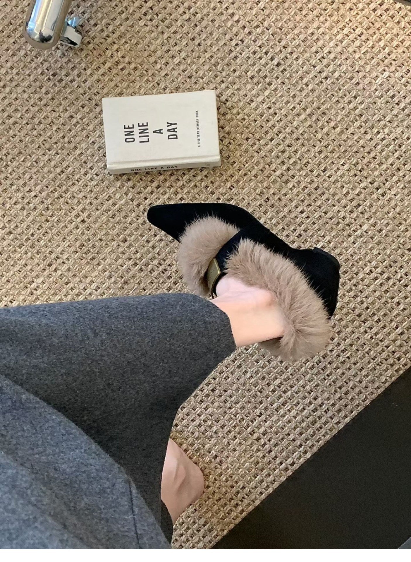 Pointed Toe Boot with Fur Trim