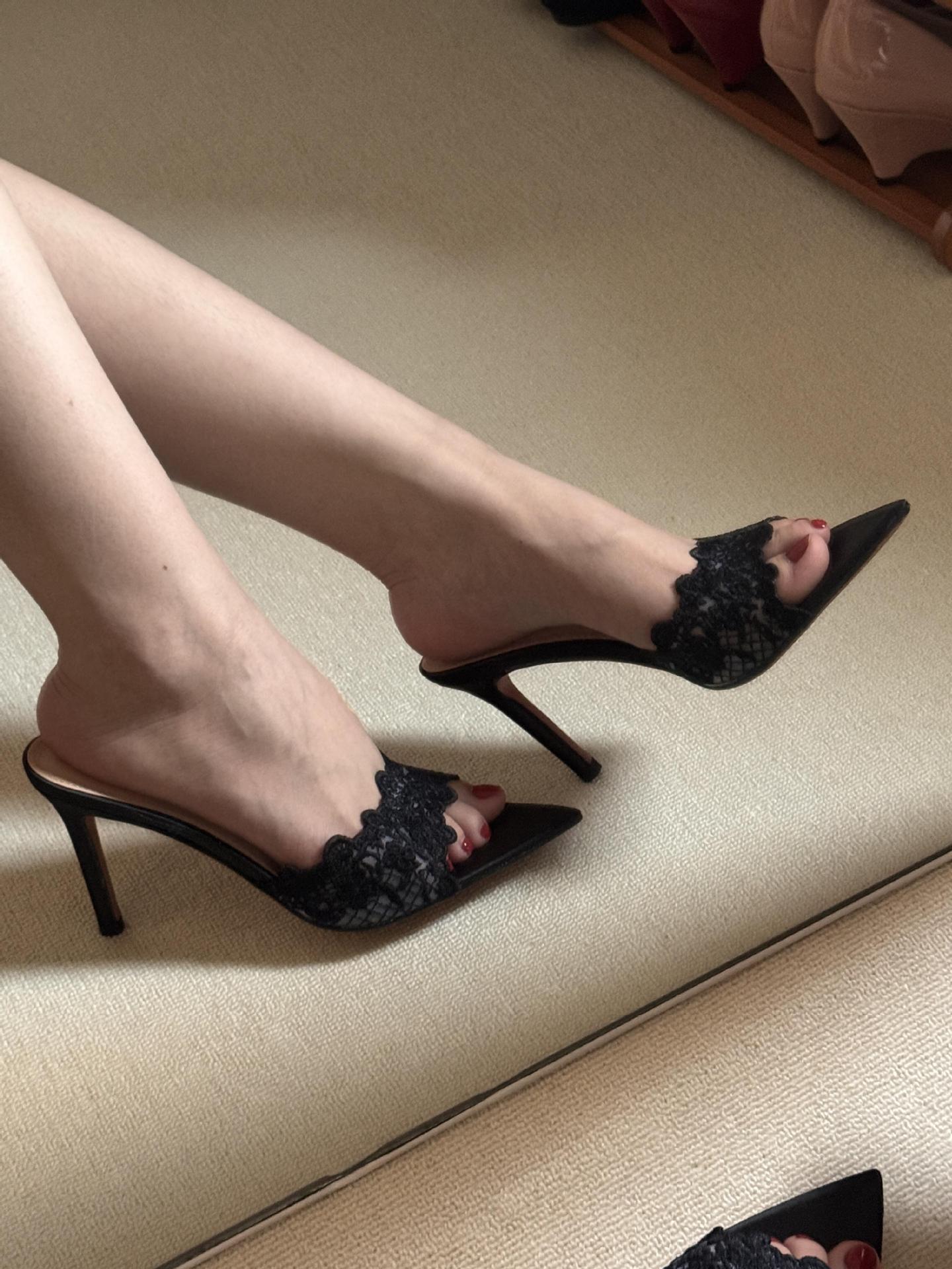 Lace Pointed Toe High Heels