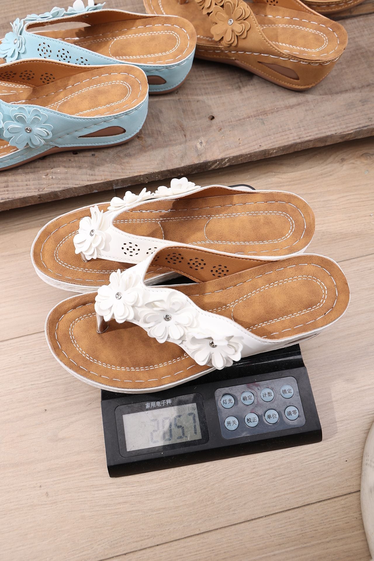 Floral Toe-Post Sandals