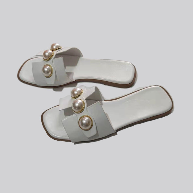 Slides with Pearl Embellishments