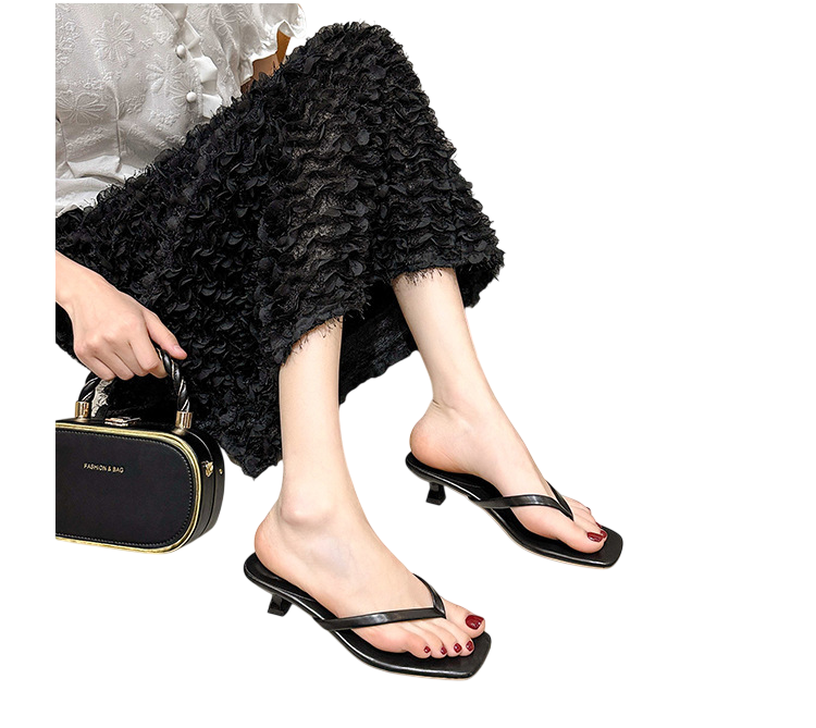 Women’s Square Toe Low Heel Strappy Sandals