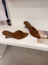Women’s Pointed Toe Low Heel Mule Sandals