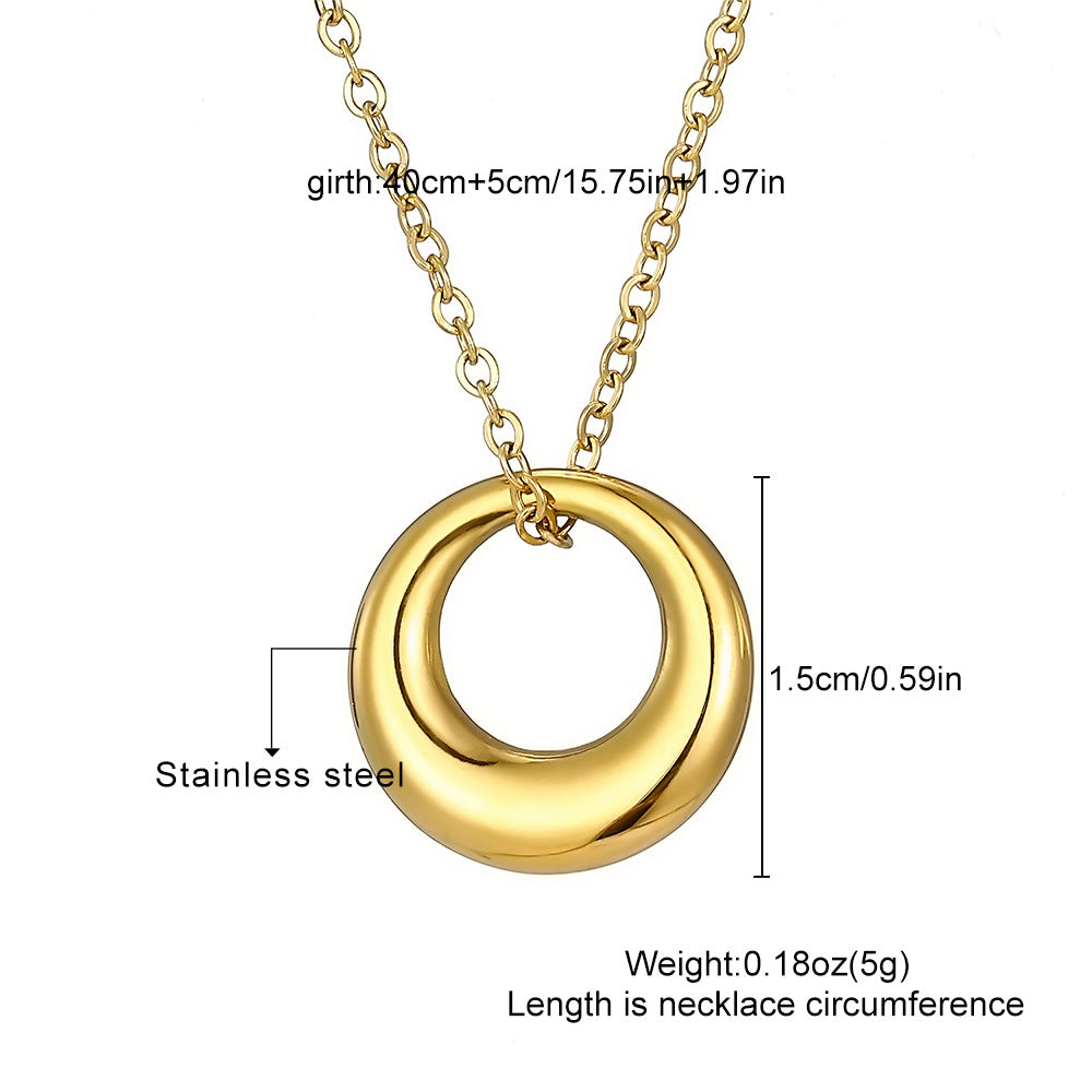 Elegant Gold Pendant Necklace