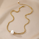 Gold Necklace with Pearl Pendant