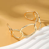 Elegant Interlinked Chain Bracelet