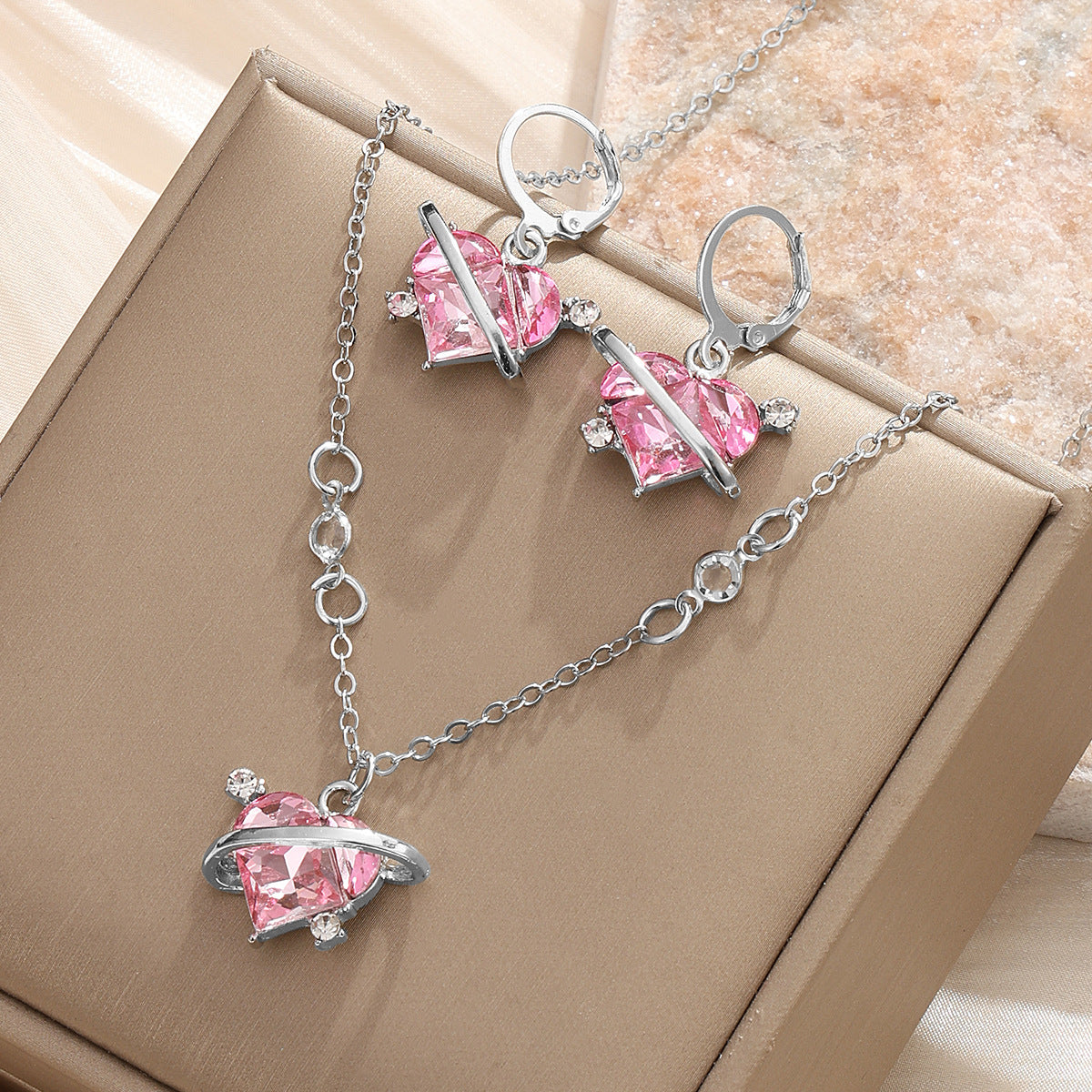 Elegant Pink Heart Jewelry Set