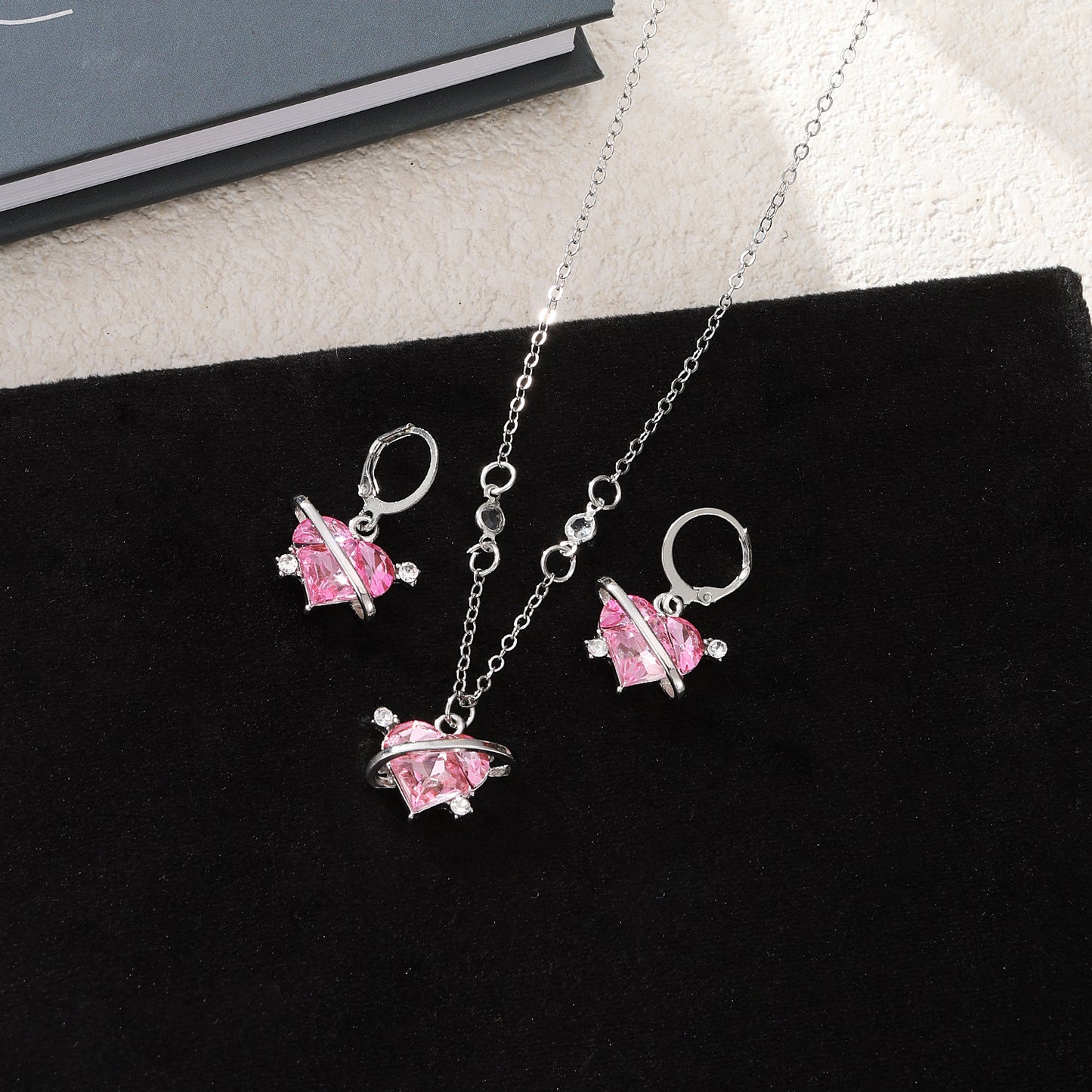 Elegant Pink Heart Jewelry Set