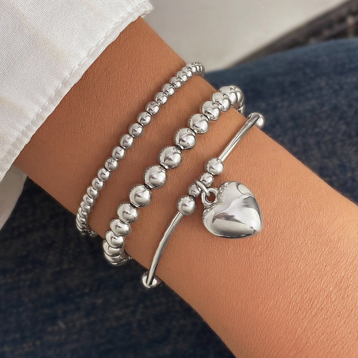 Elegant Heart Charm Beaded Bracelets