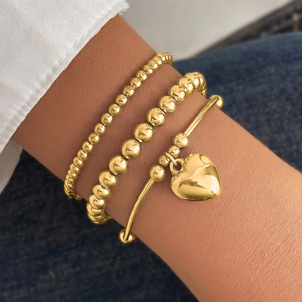 Elegant Heart Charm Beaded Bracelets