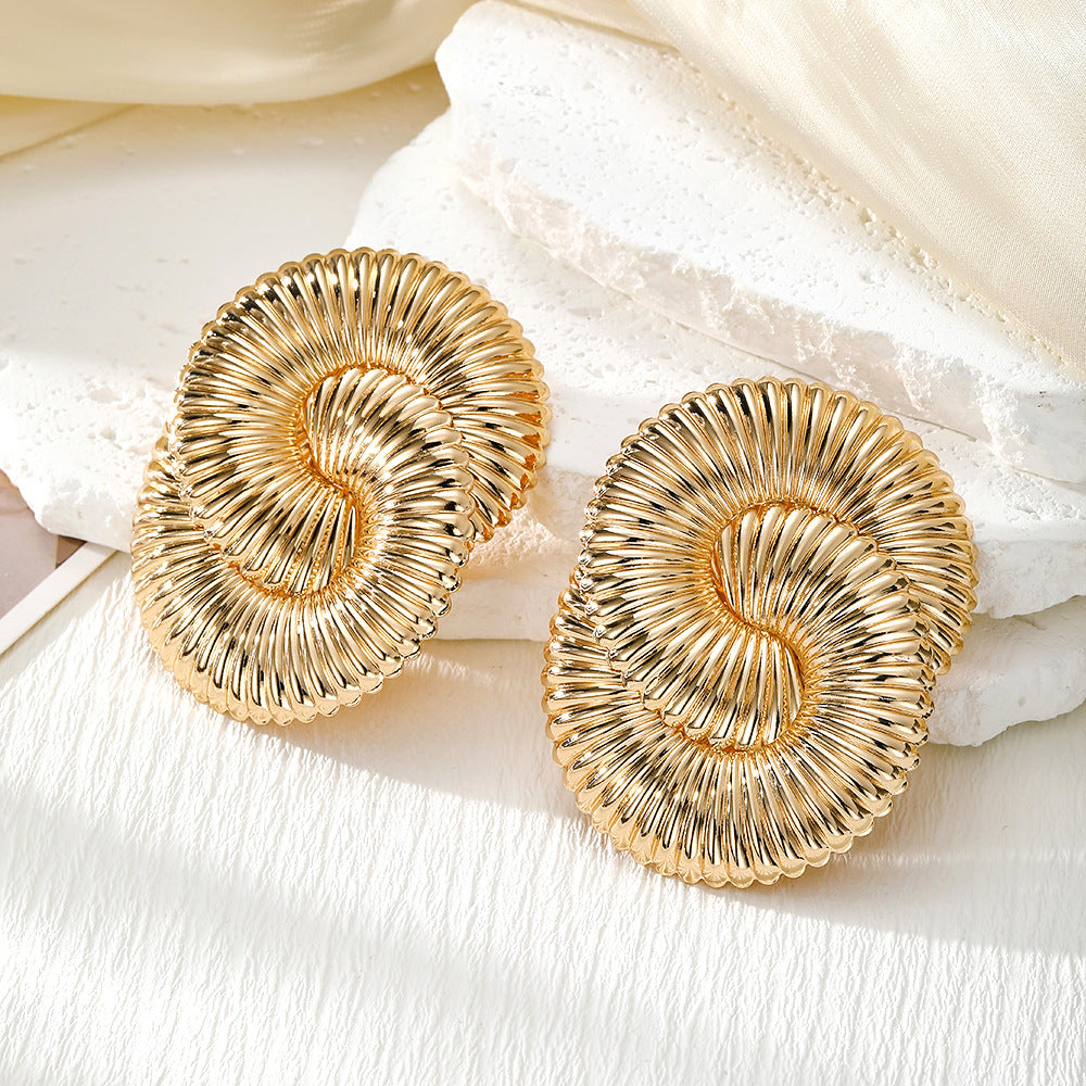 Elegant Gold Spiral Statement Earring