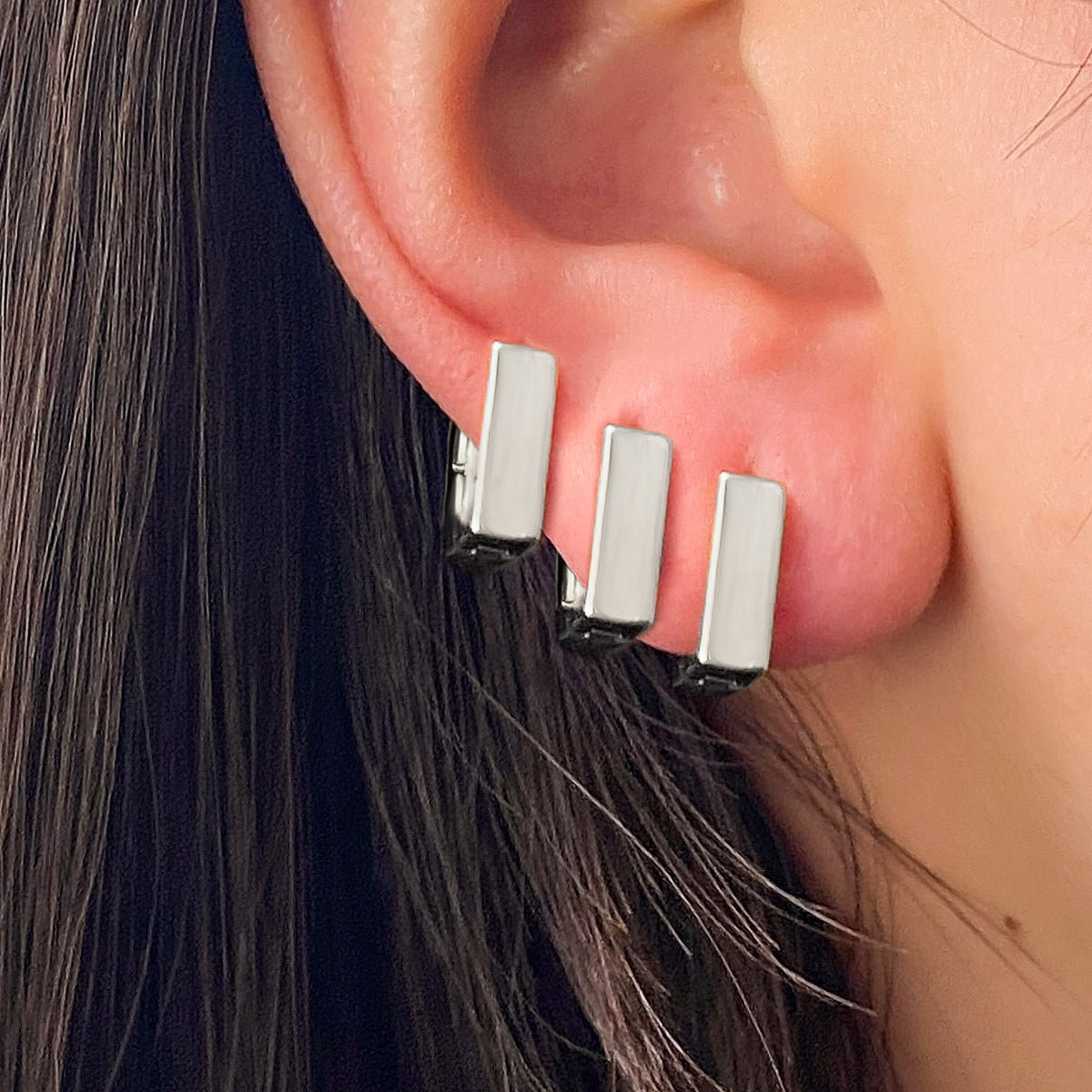 Bar-Style Hoops with Accents