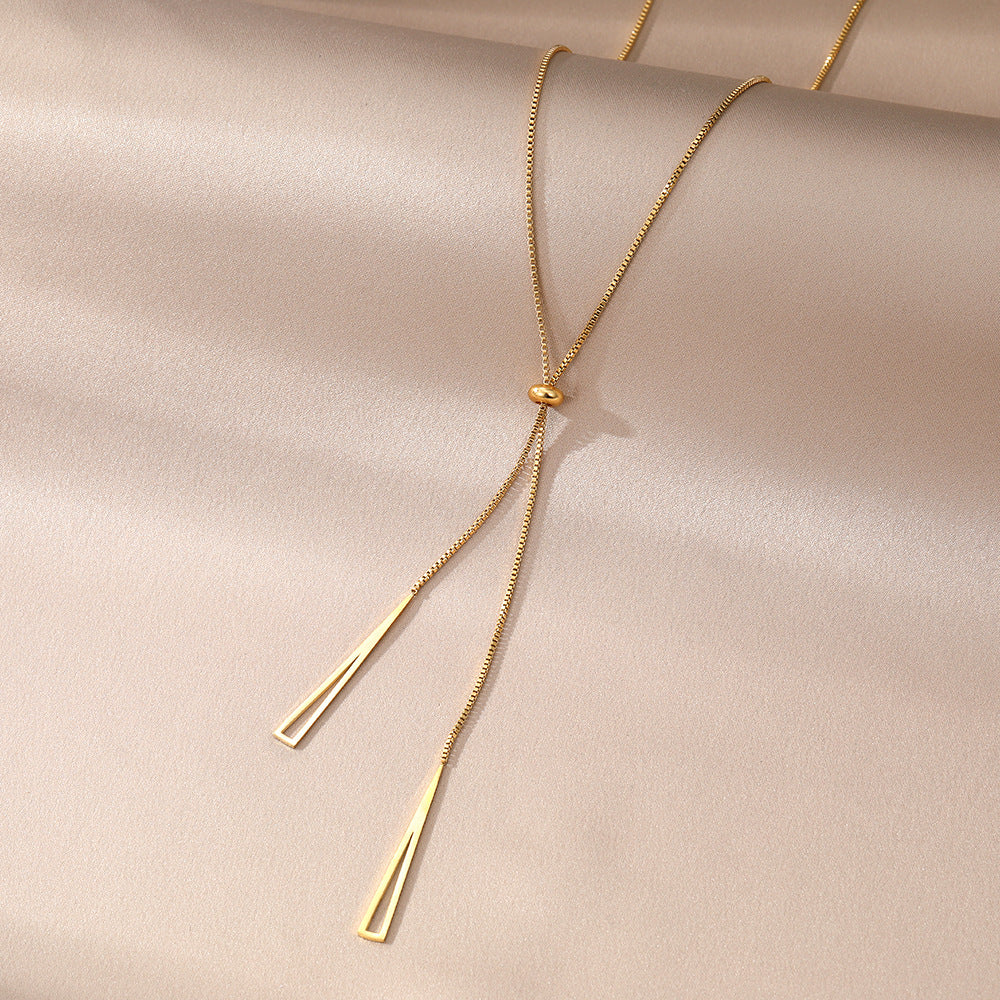Chain Necklace with Drop Pendants