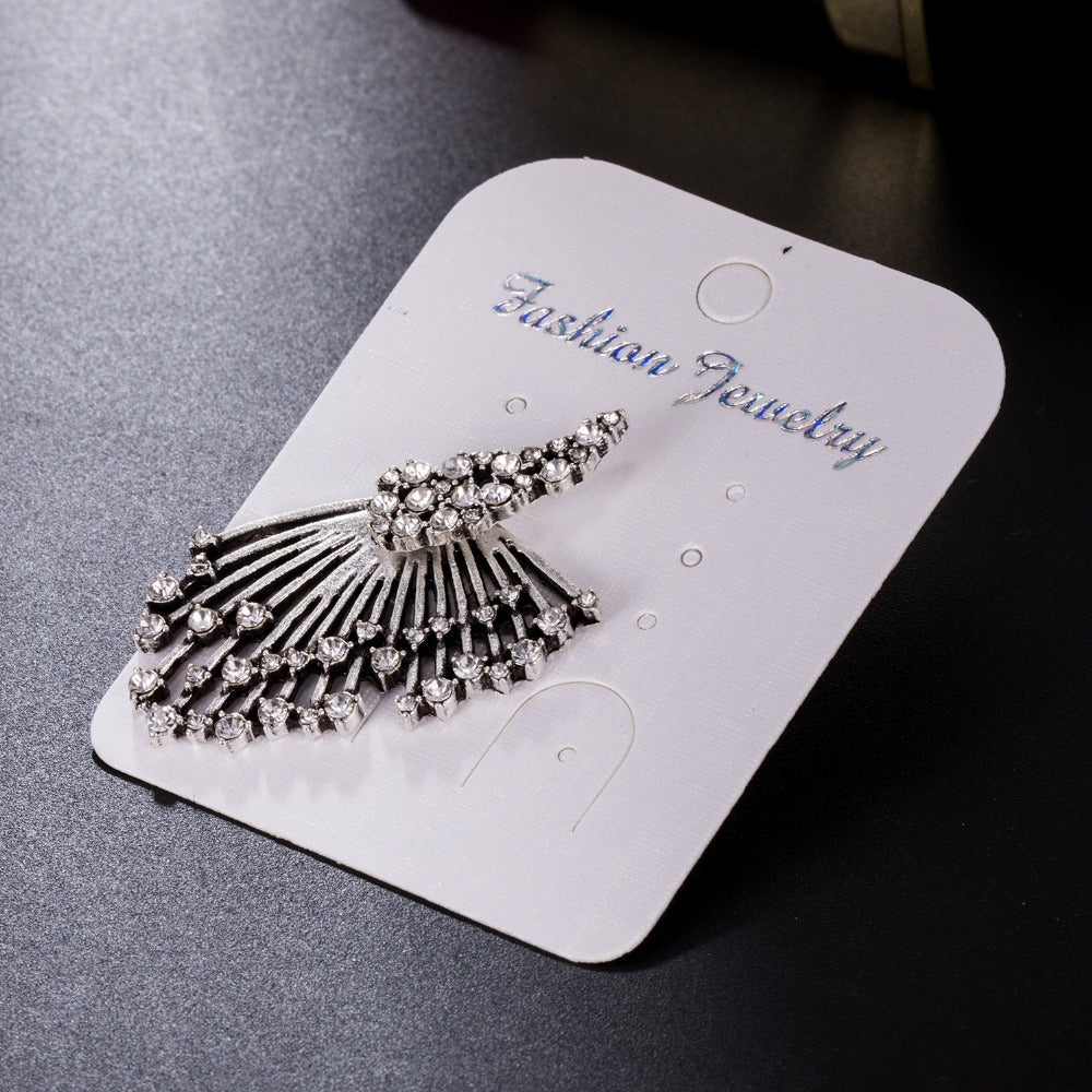 Ear Cuff with Sparkling Crystal Accents