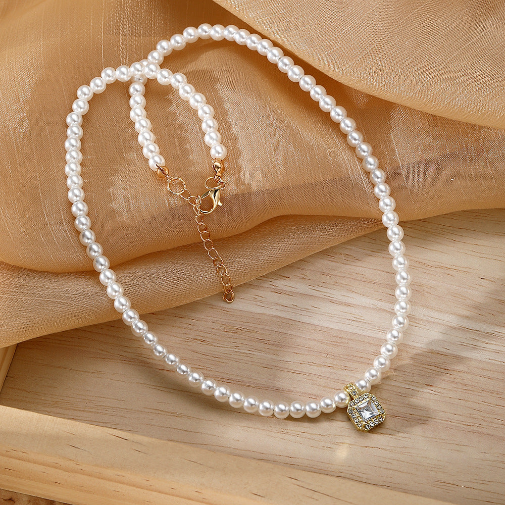Pearl Pendant Necklace