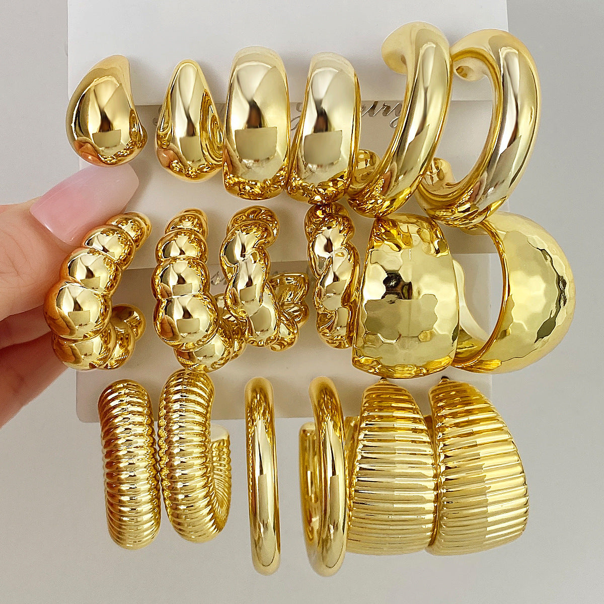Gold Tone Hoop Earring Set