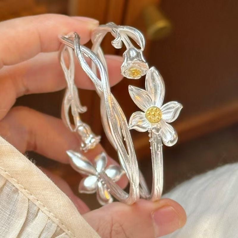 Women's Silver Floral Charm Bracelet