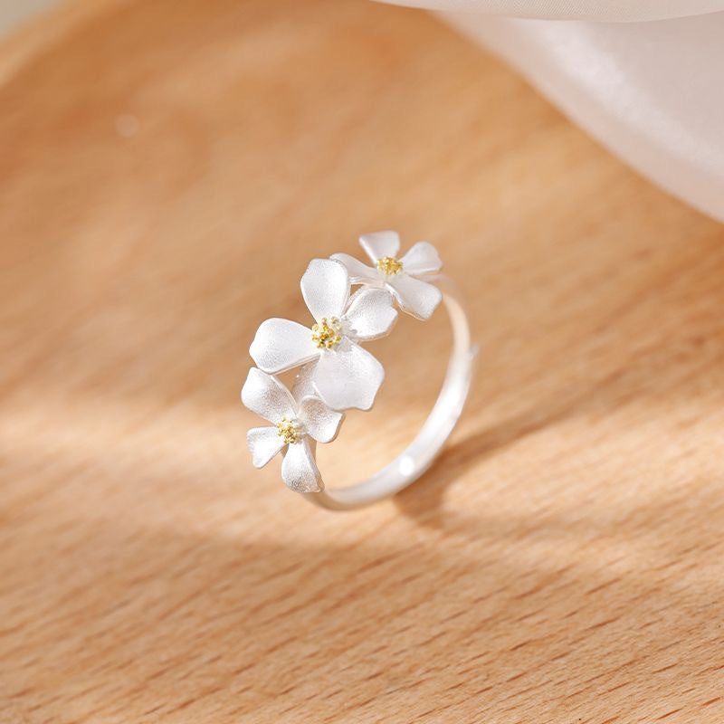 Women's White Floral Ring
