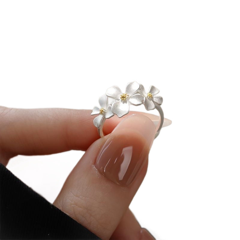 Women's White Floral Ring