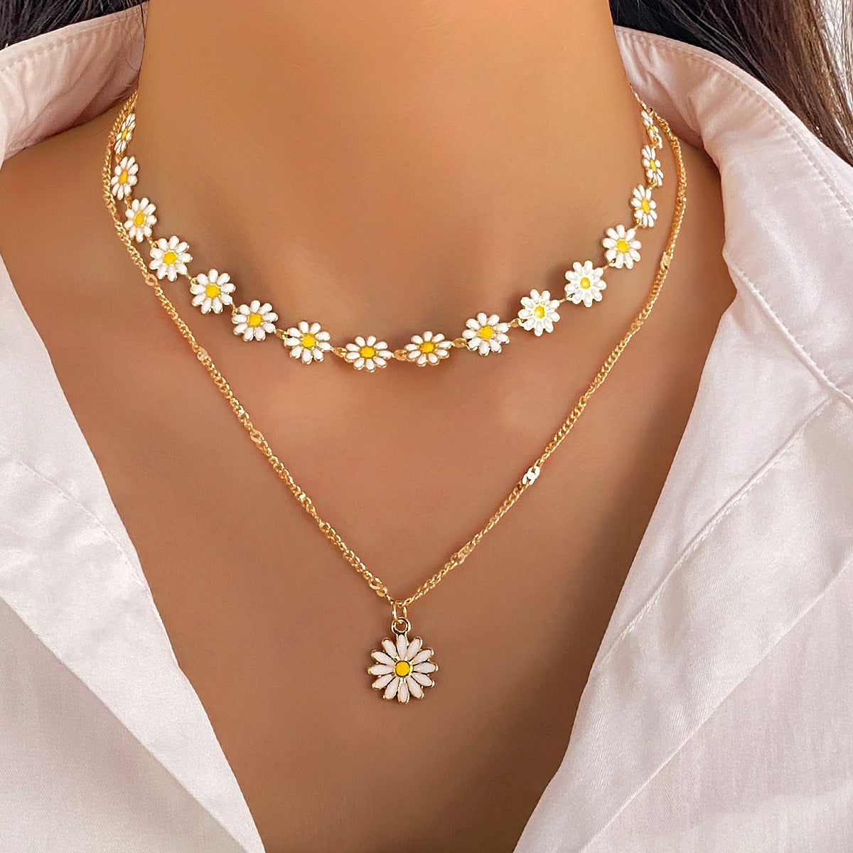 Women’s Daisy Flower Layered Necklace