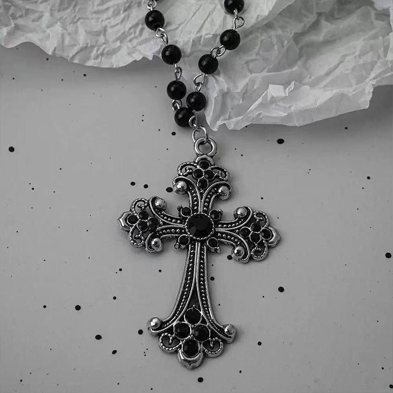Women’s Gothic Heart Pendant Necklace with Beaded Chain and Cross Design
