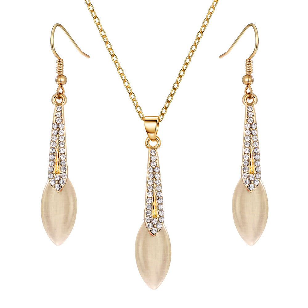 Elegant   Necklace and Earrings Set for Women