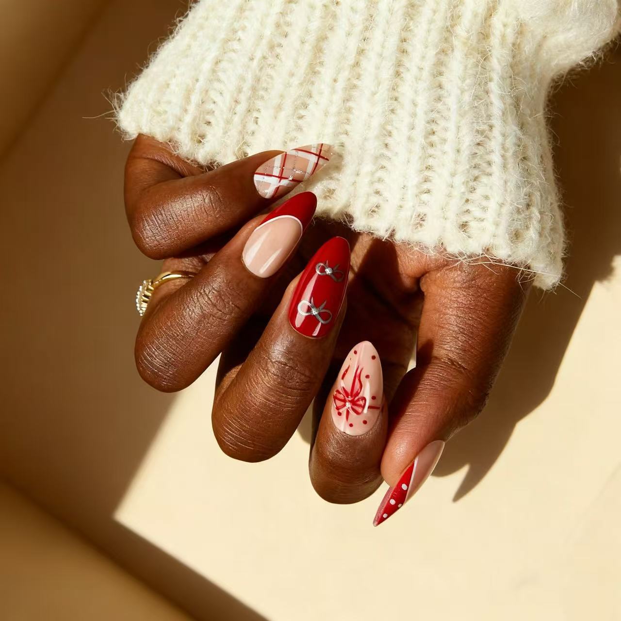 Festive Holiday Nail Art Set