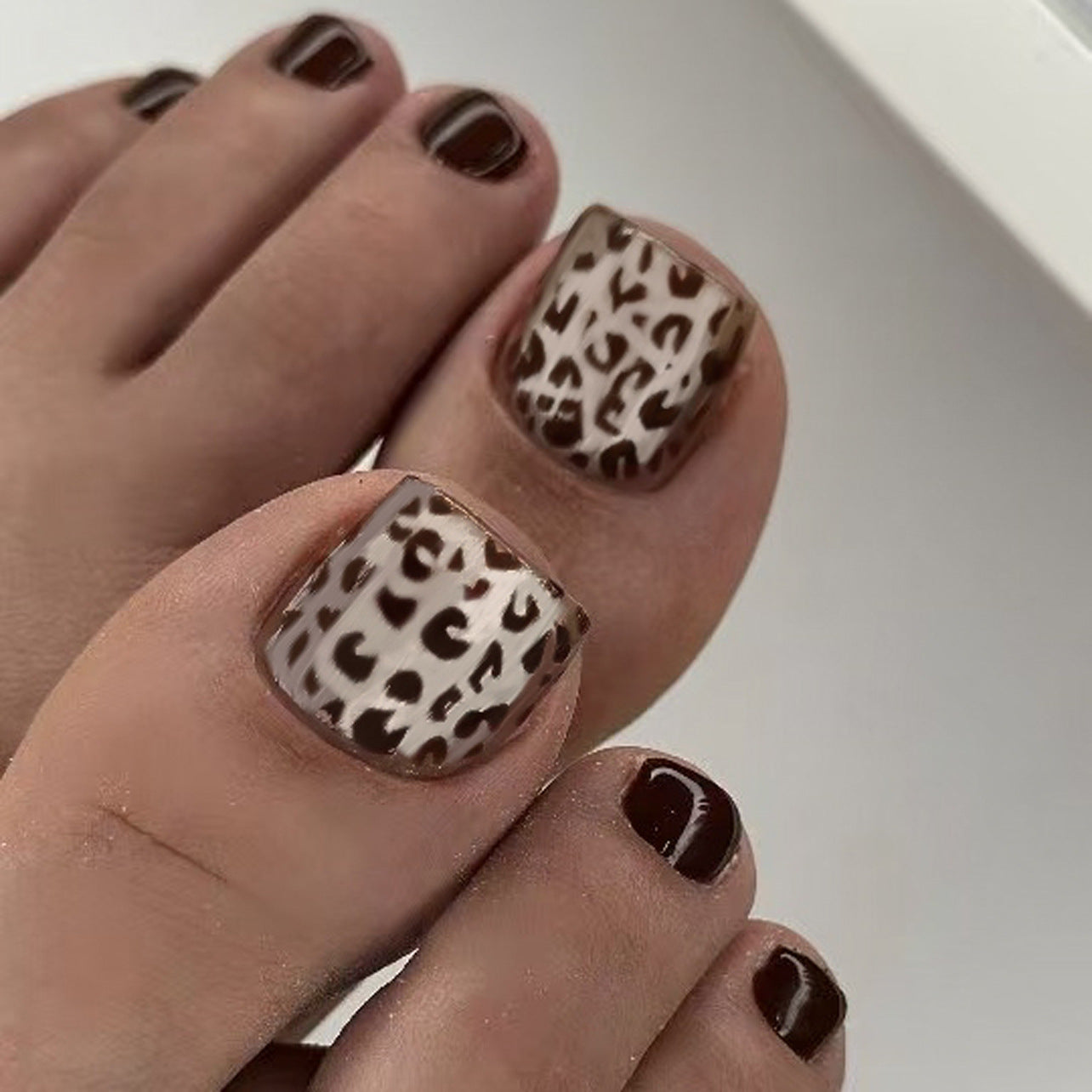 Leopard Print Gel Nail Art Set