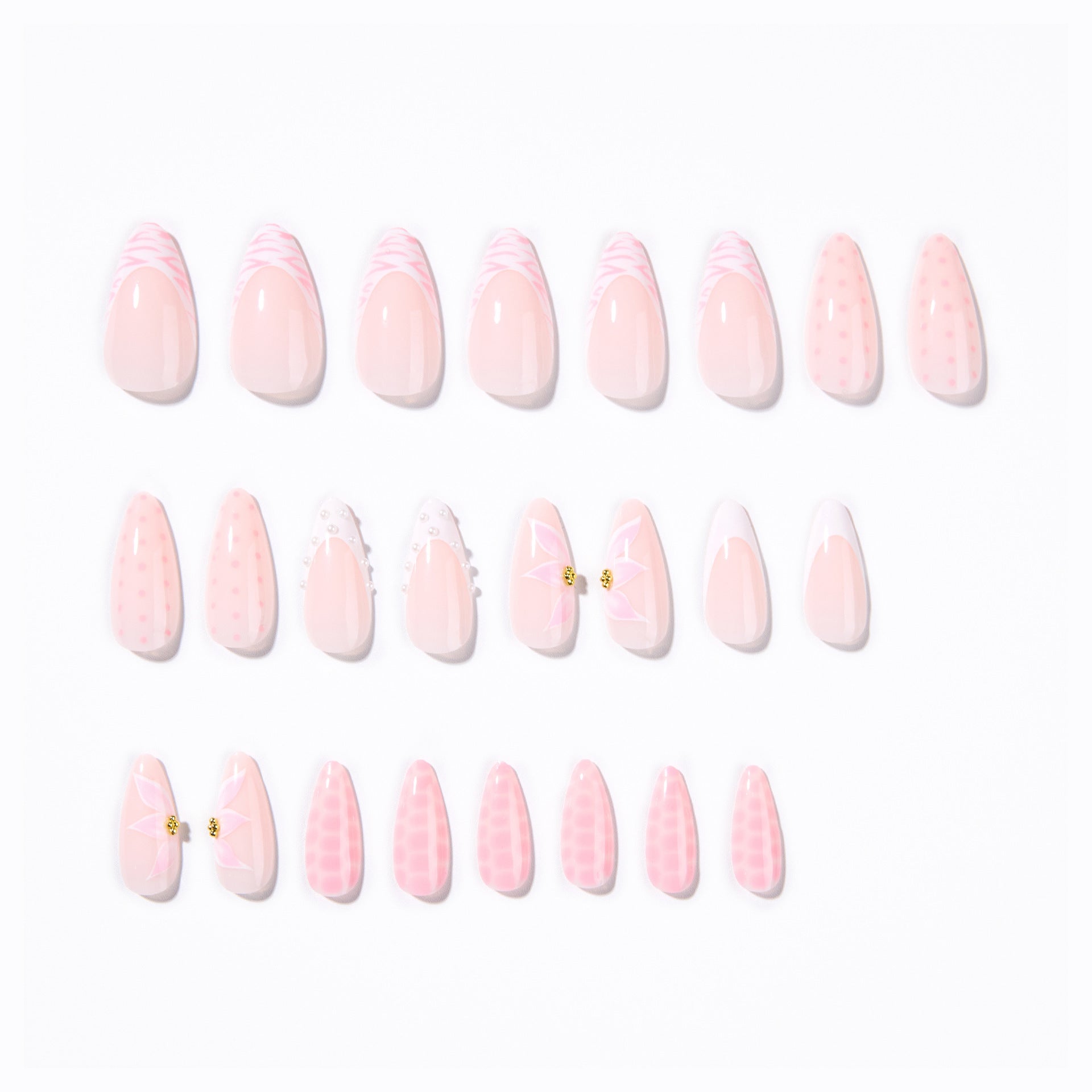 3D Floral Details Nail Art