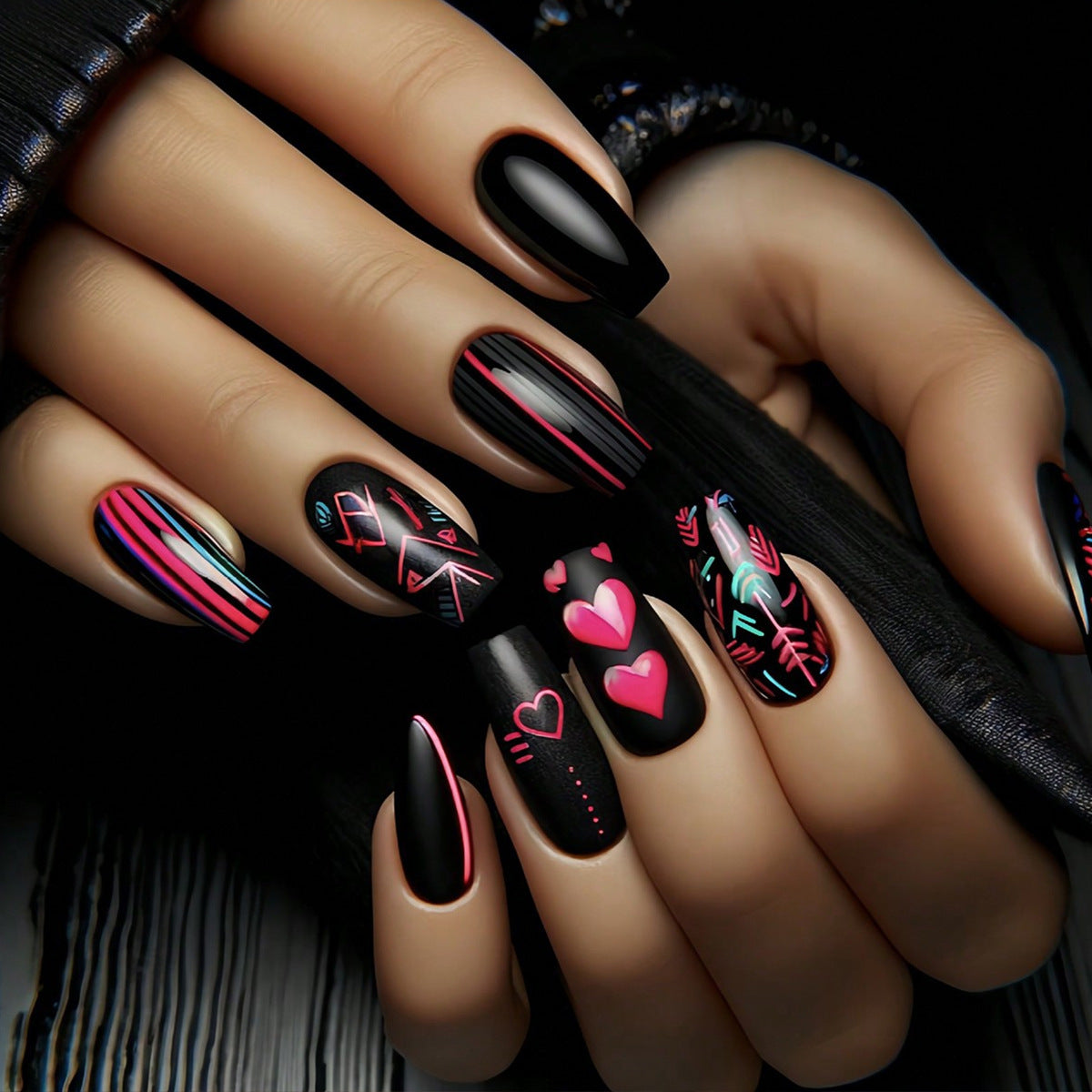 Black Heart Graphic Press-On Nails Art Design Set