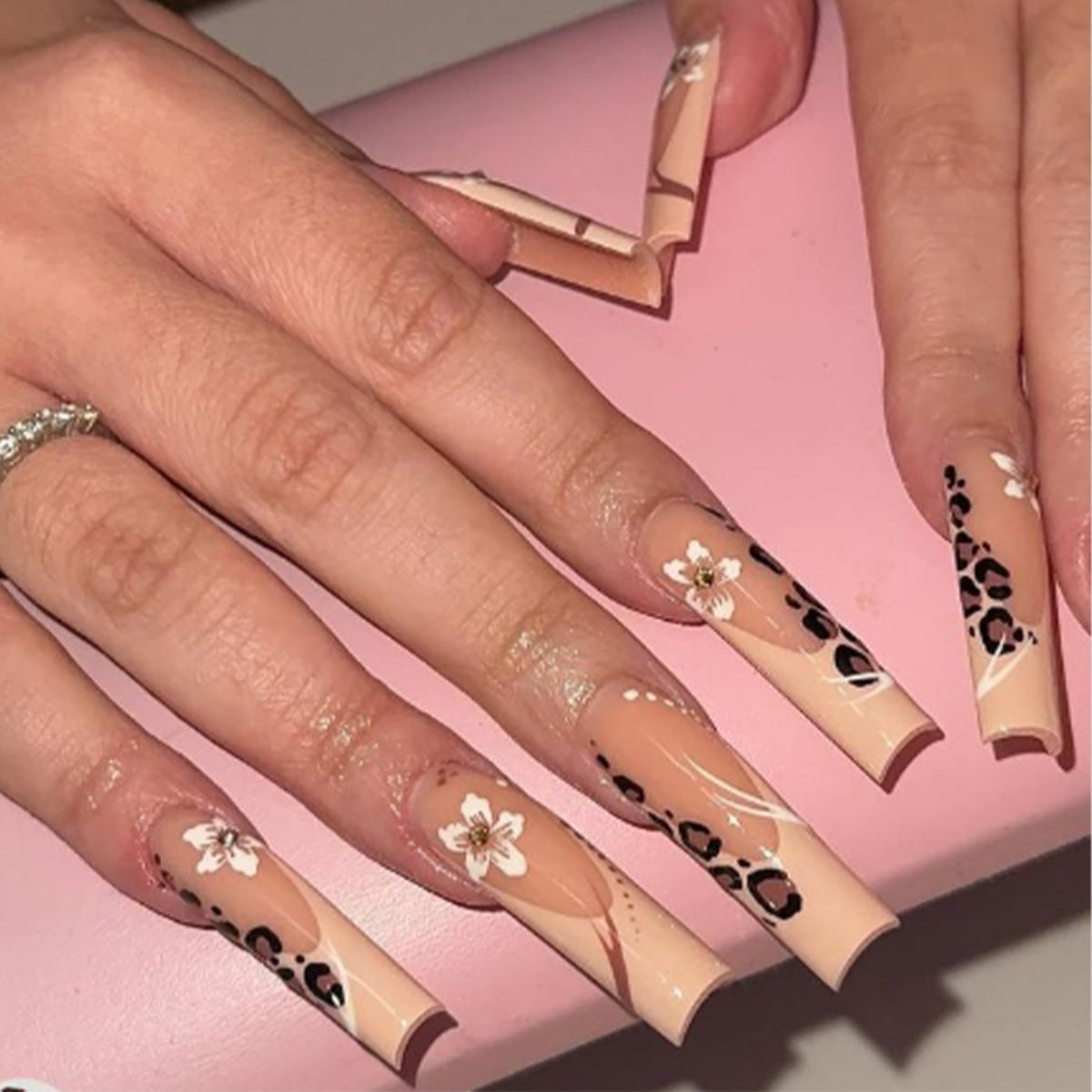 Floral Leopard Press On Nails