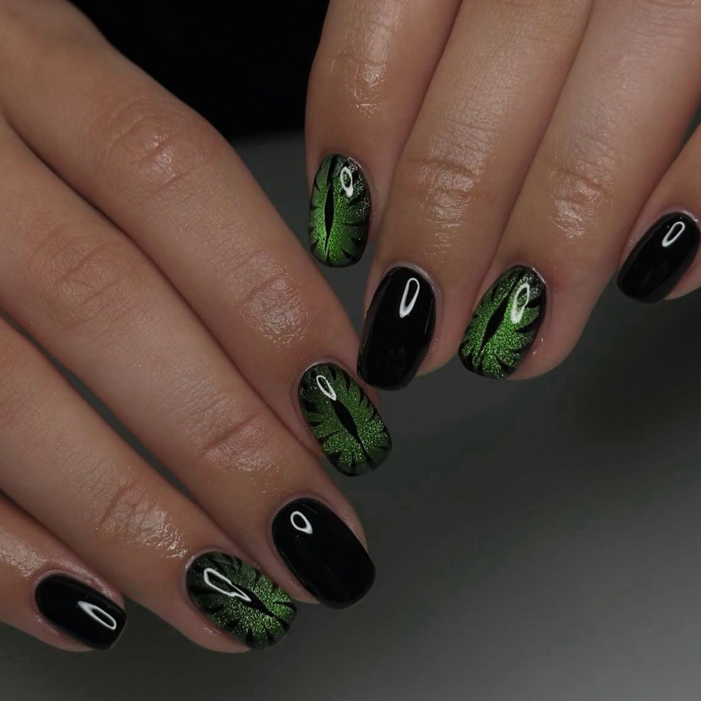 Green Cat Eye Press On Nails