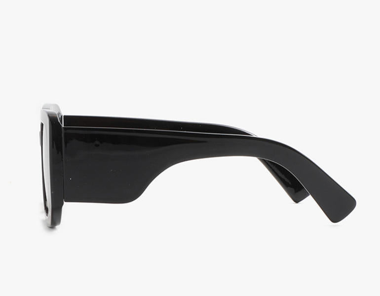 Women's Oversized Square Sunglasses with Gradient Lenses