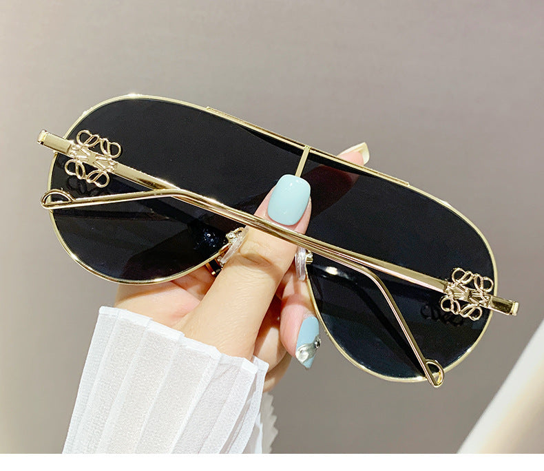 Women's Oval Aviator Sunglasses