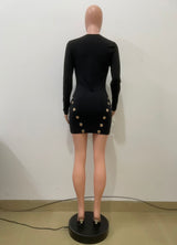 فستان أسود أنيق ضيق للجسم