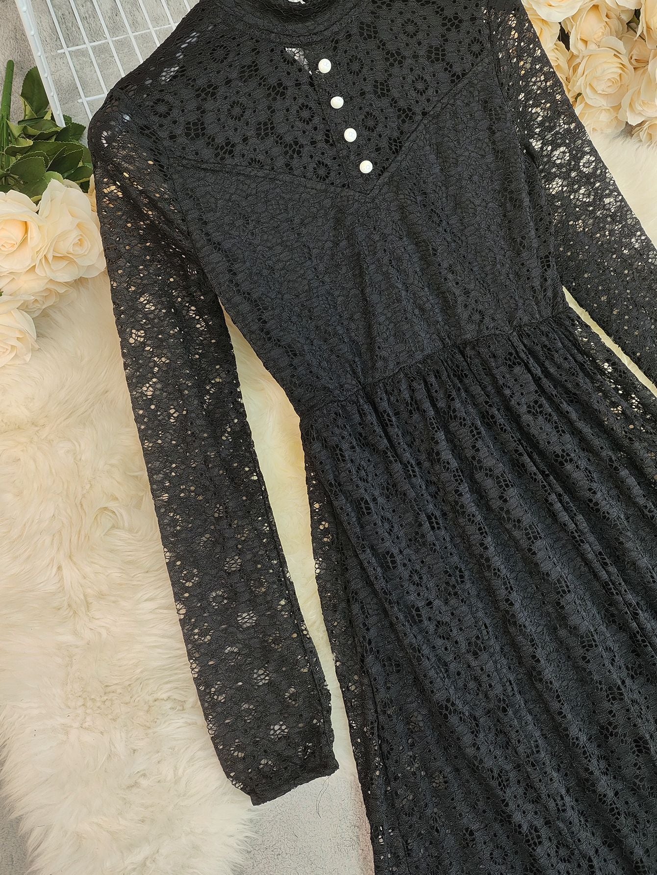 Elegant Lace Long Sleeve Maxi Dress