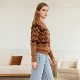 كنزة مريحة بنمط هندسي