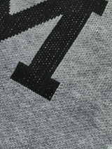 كنزة صوفية محبوكة برسومات "M" بارزة