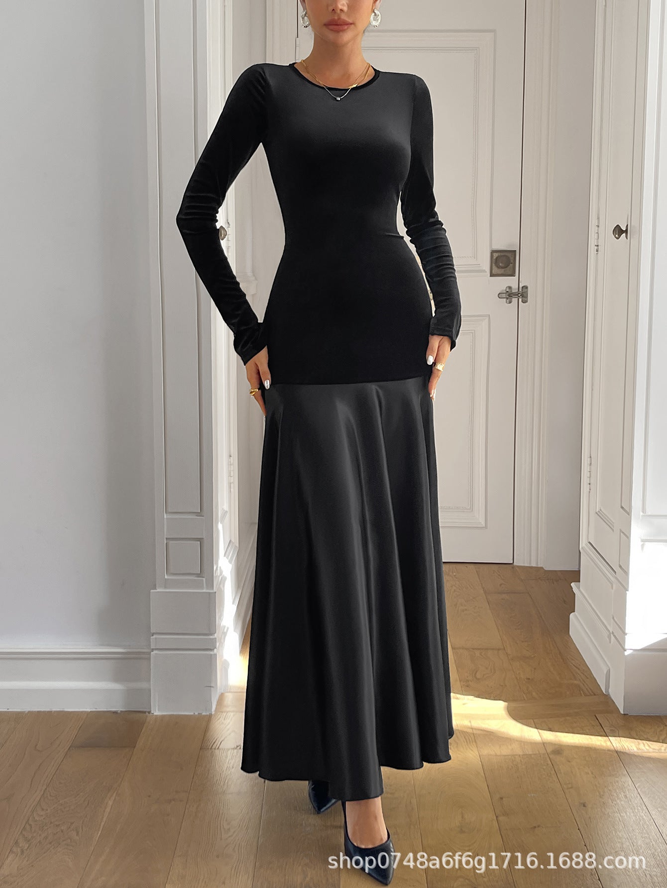 Elegant Black Long Sleeve Evening Dress
