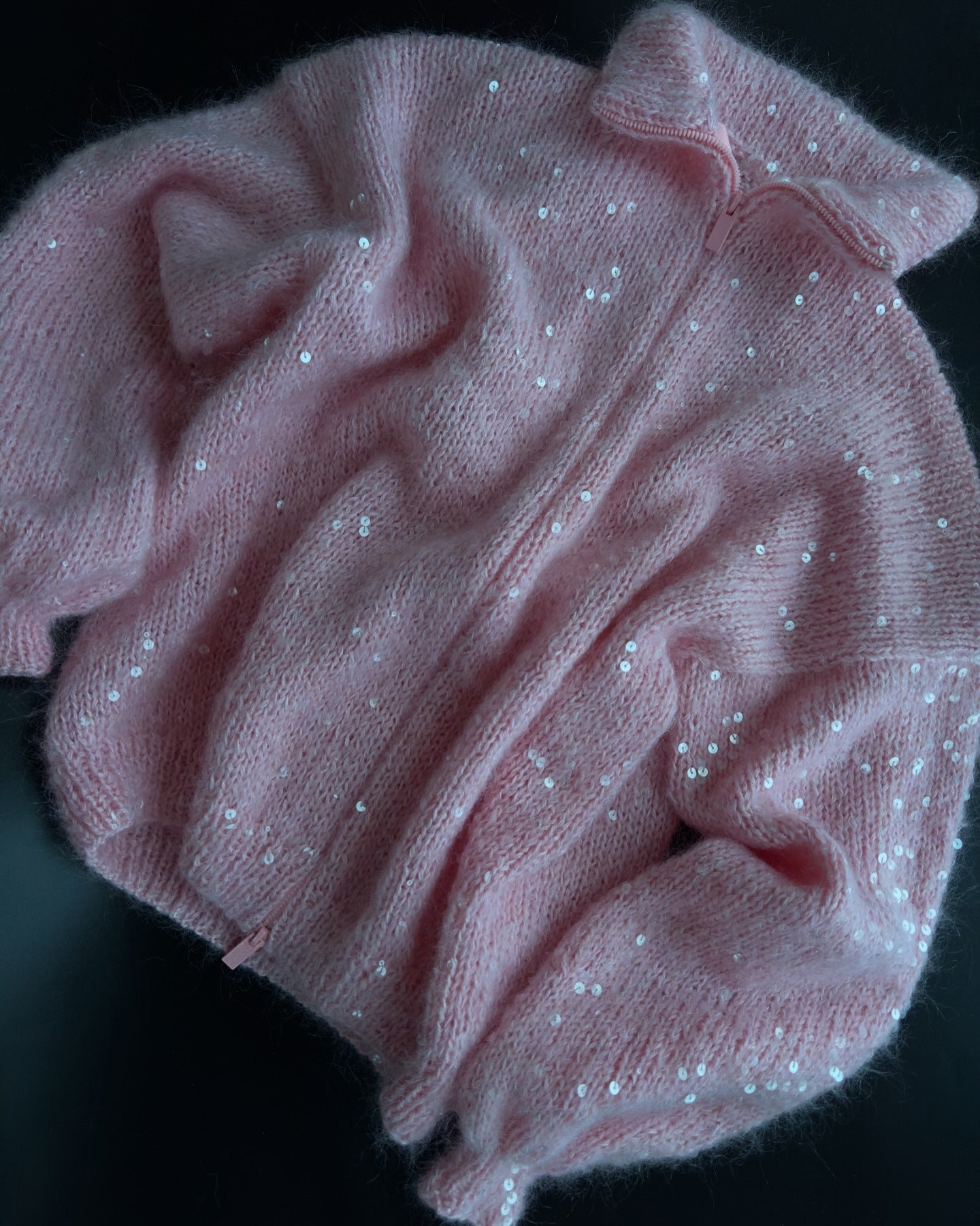 Elegant Knit Jacket with Sequins