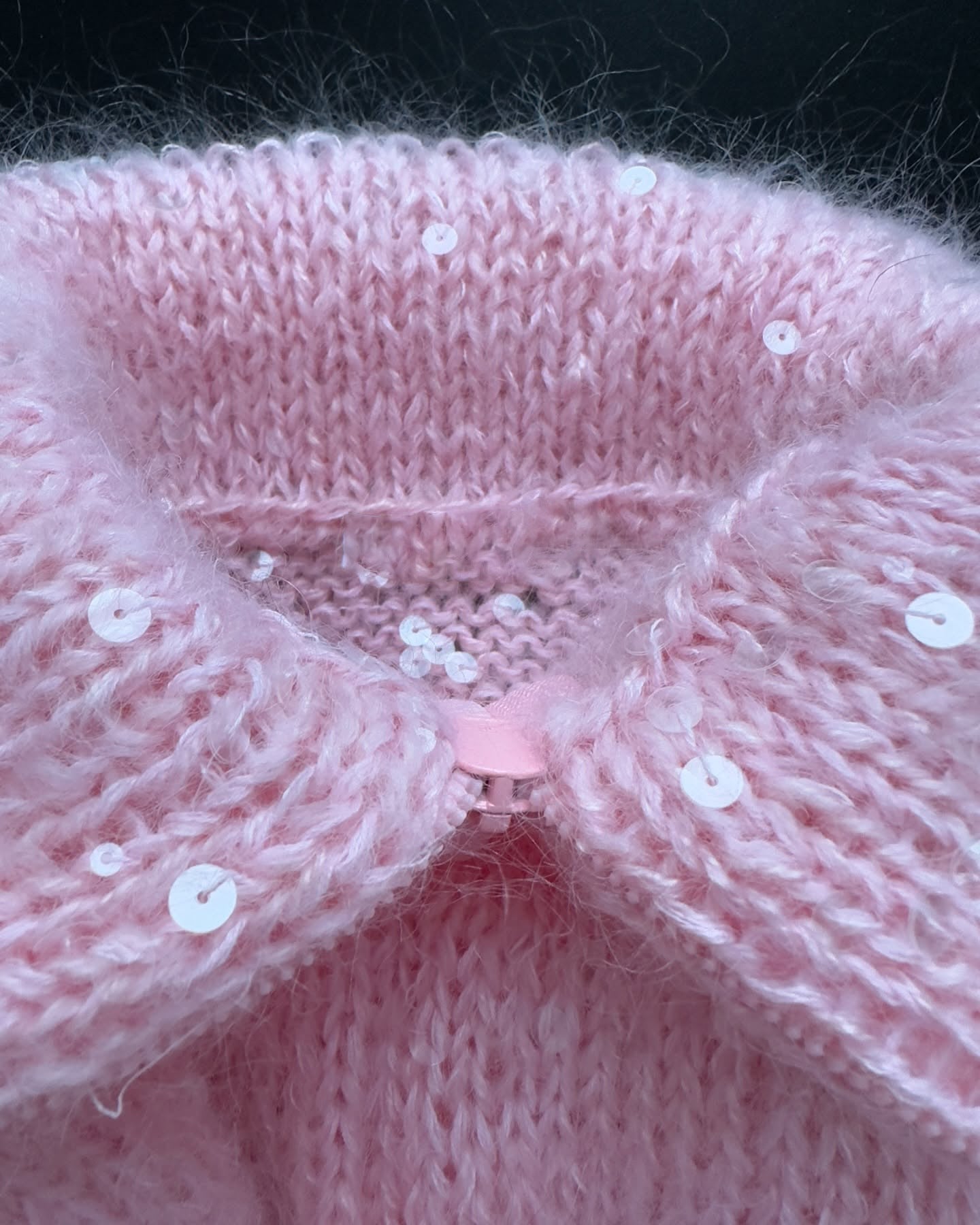 Elegant Knit Jacket with Sequins