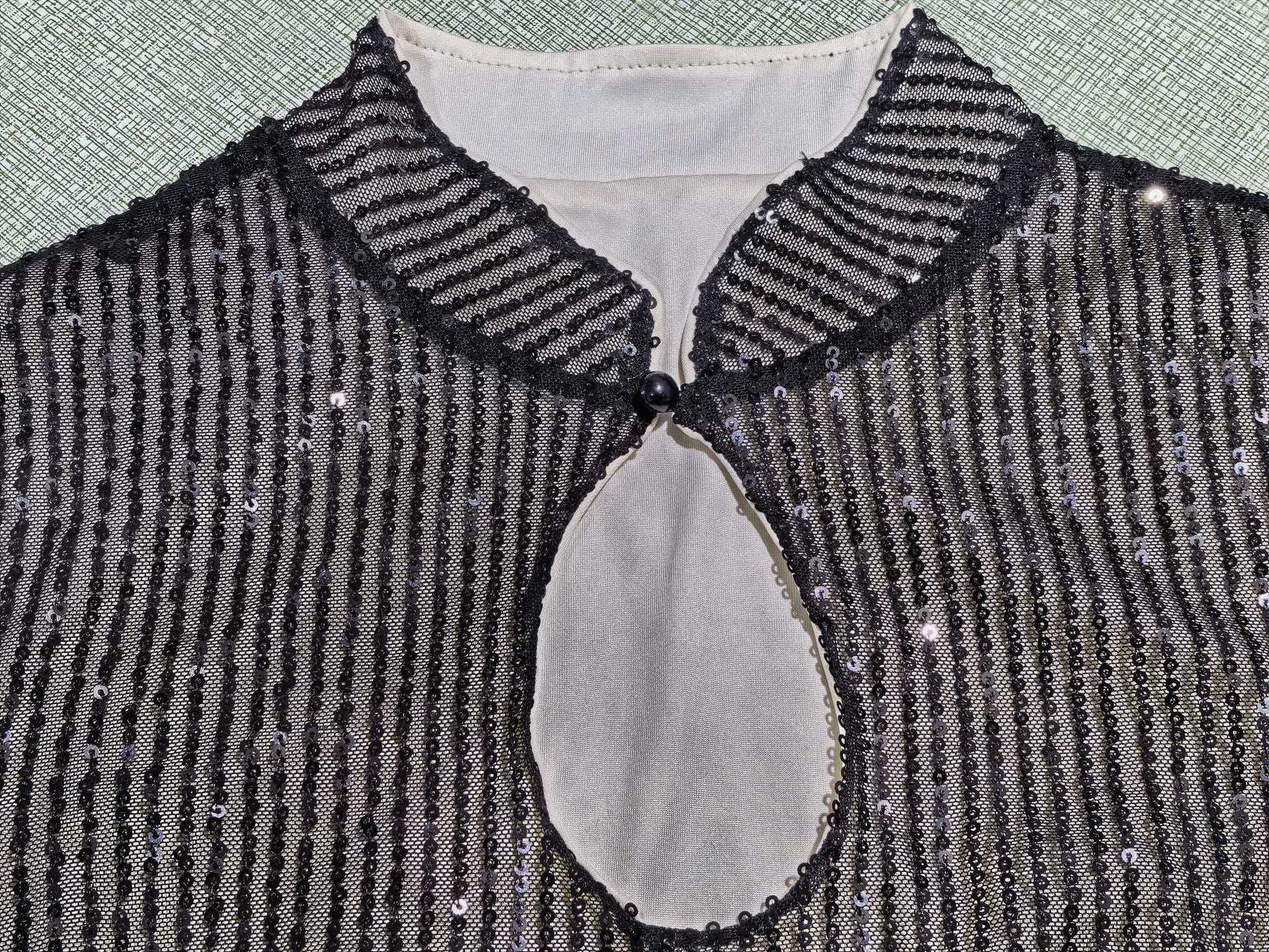 Bodycon Dress with Zipper Detail