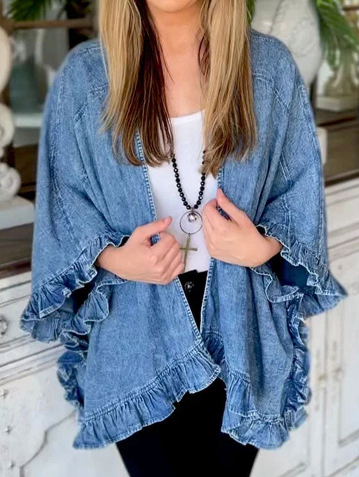 Chic Ruffled Denim Jacket