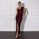 Elegant Red One-Shoulder Evening Gown