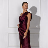 Elegant Red One-Shoulder Evening Gown