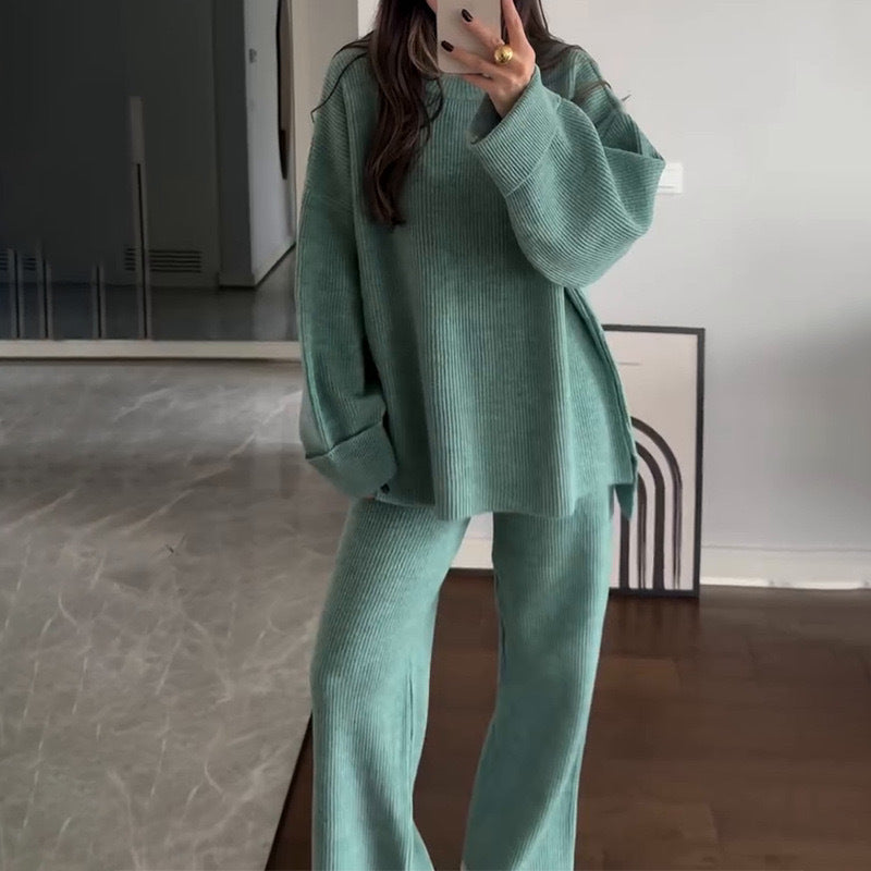 Oversized Top with Wide-Leg Pants