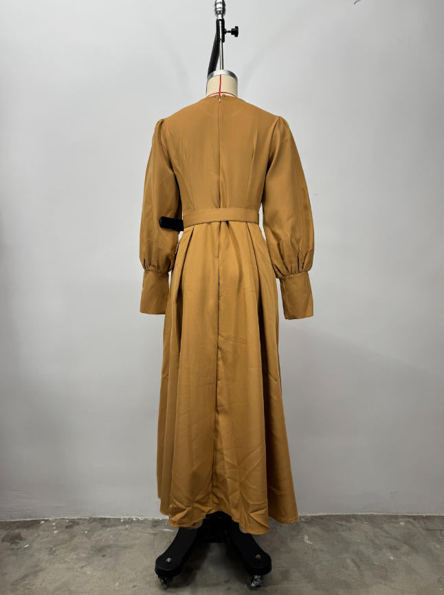 Maxi Dress with Puff Sleeves and Belt