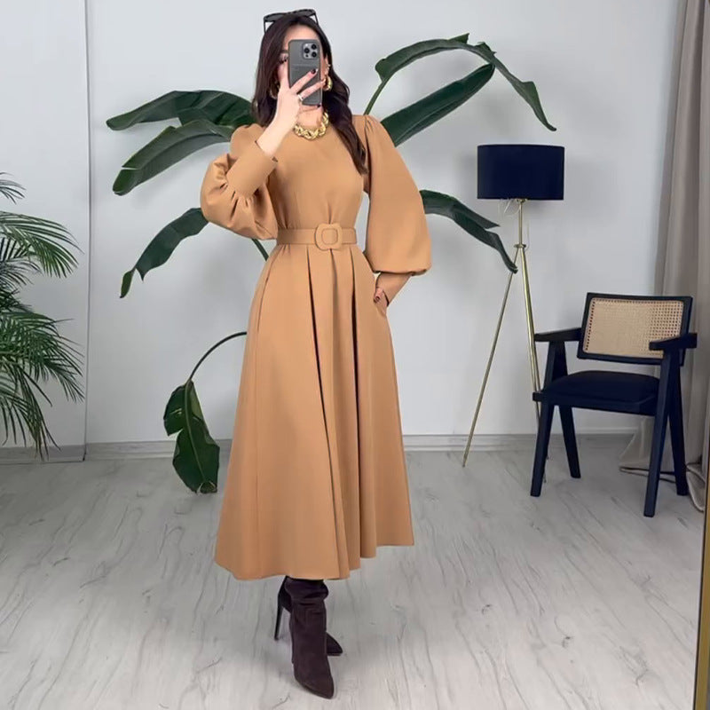 Maxi Dress with Puff Sleeves and Belt